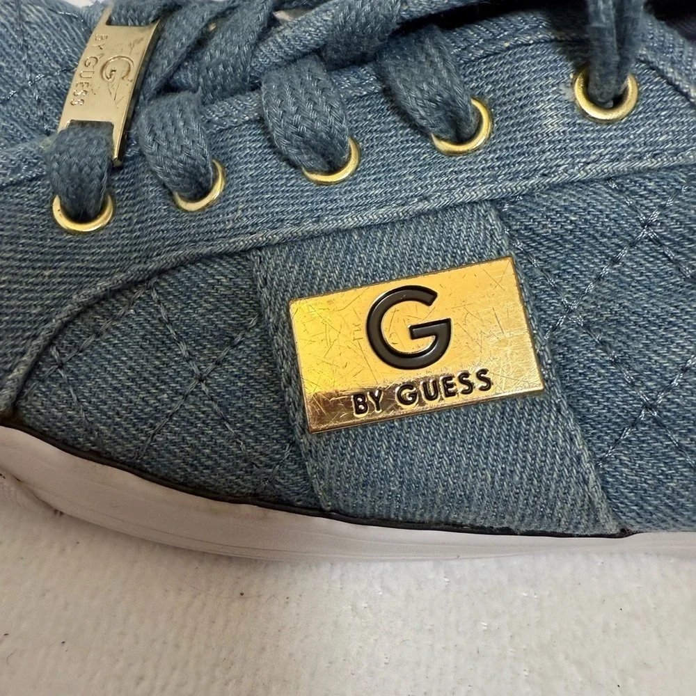 Guess stylish comfortable